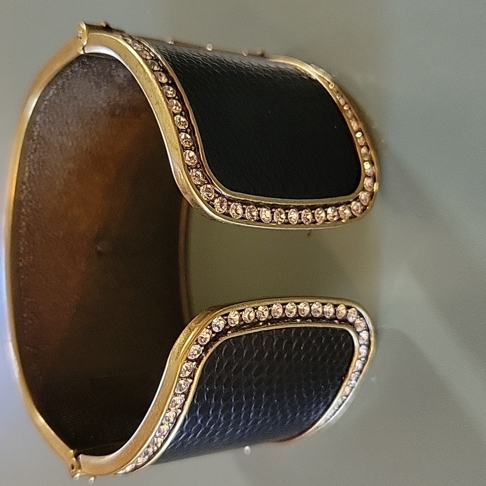 Heidi Daus Black Leather Jeweled Double Hinged Cuff Bracelet Swarovski Crystals - Picture 5 of 8